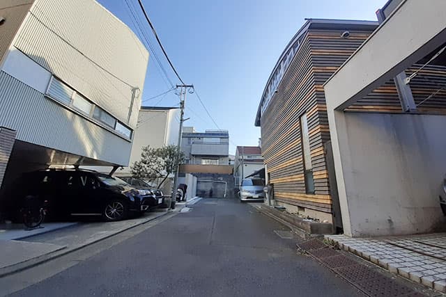 前面道路①
